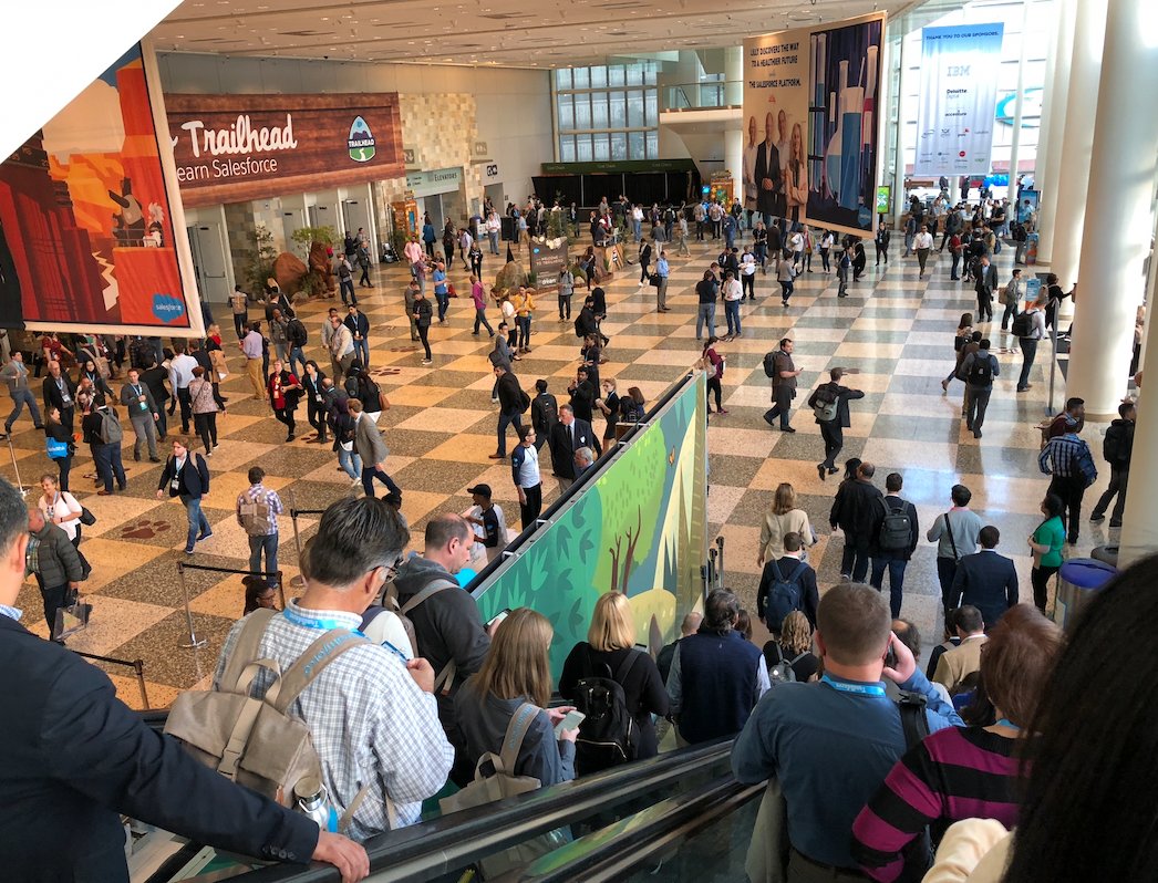De Salesforce Dreamforce-conferentievloer in San Francisco