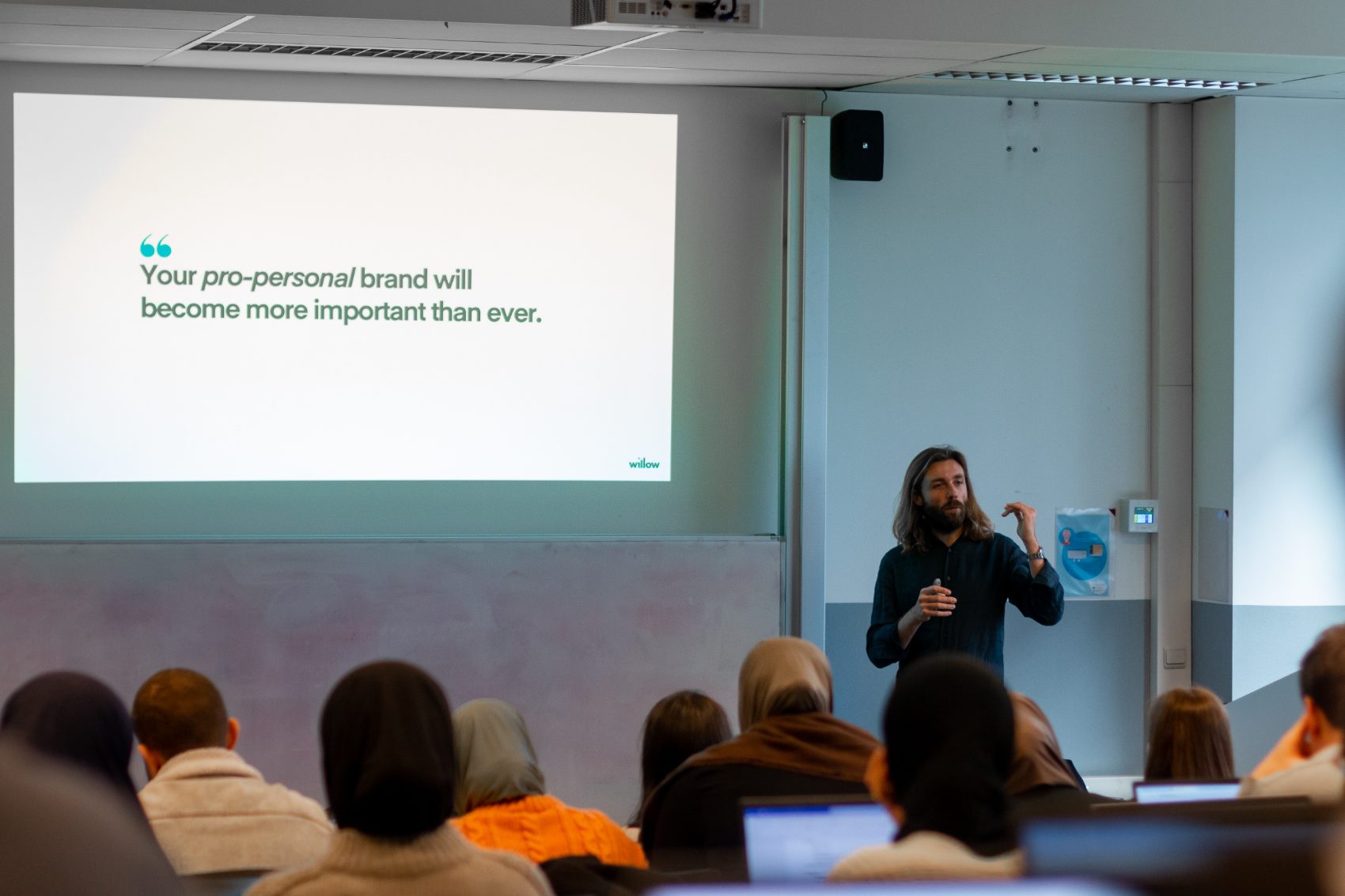 Ludwig geeft een talk over personal branding